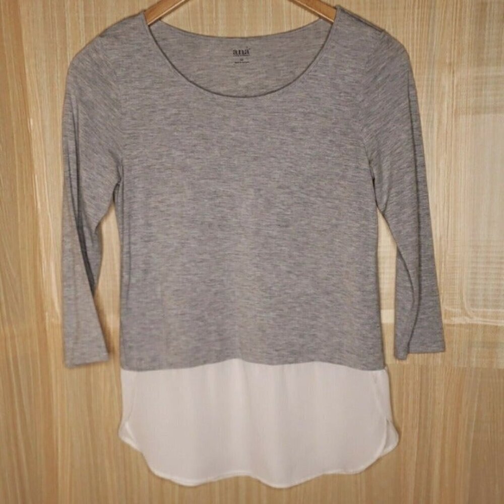 A.N.A Womens 3/4 Sleeve Grey Knit Top With
